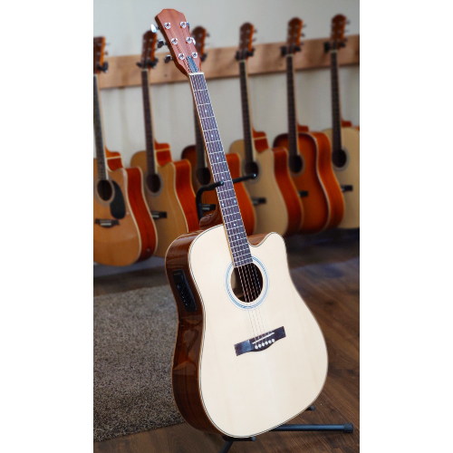 Cara Bogner Mod. 180CE elektro-akusztikus gitár