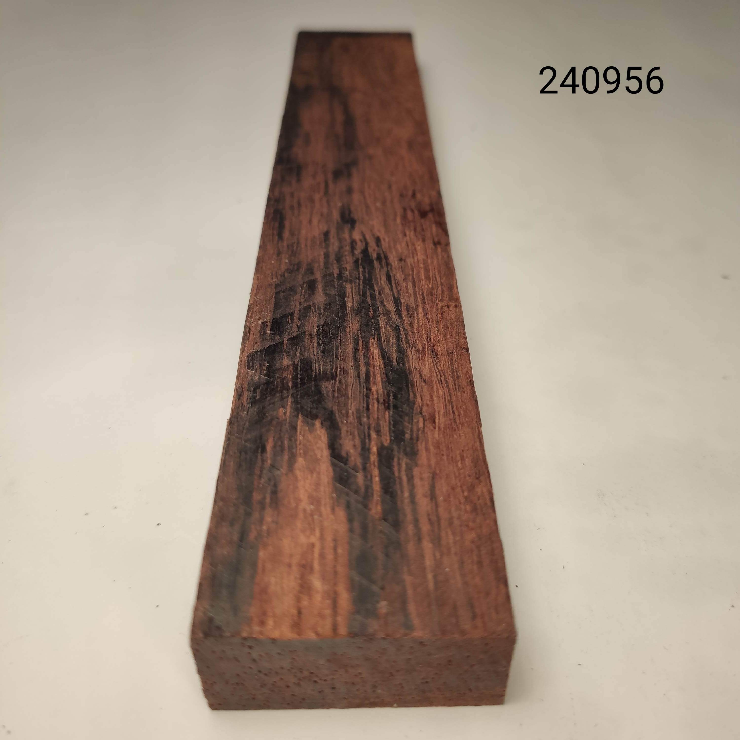 Madagaszkári paliszander húrláb 240956